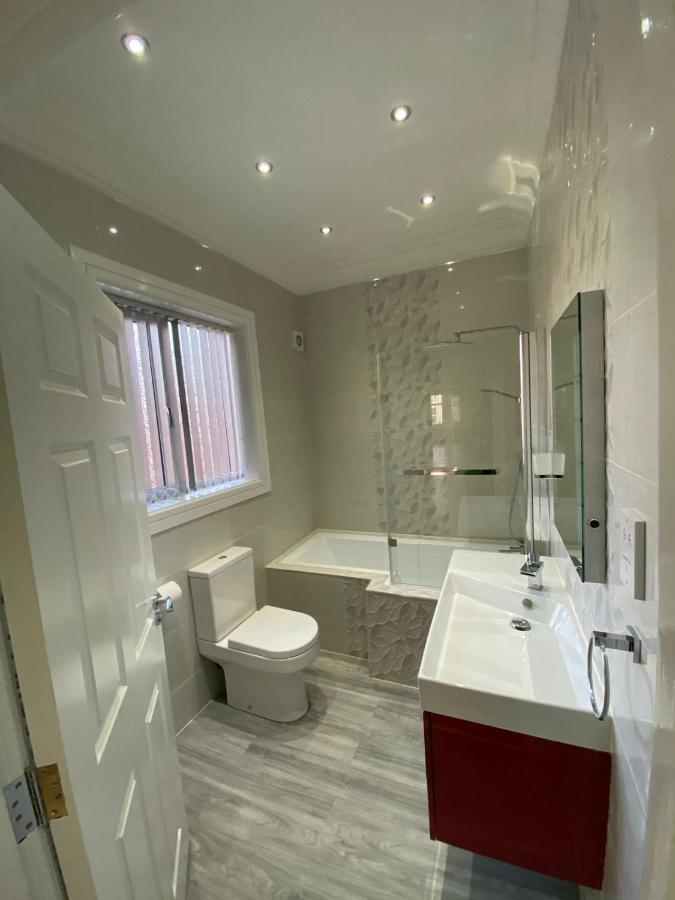 Designer Apartment Apt6 Wolverhampton Eksteriør billede
